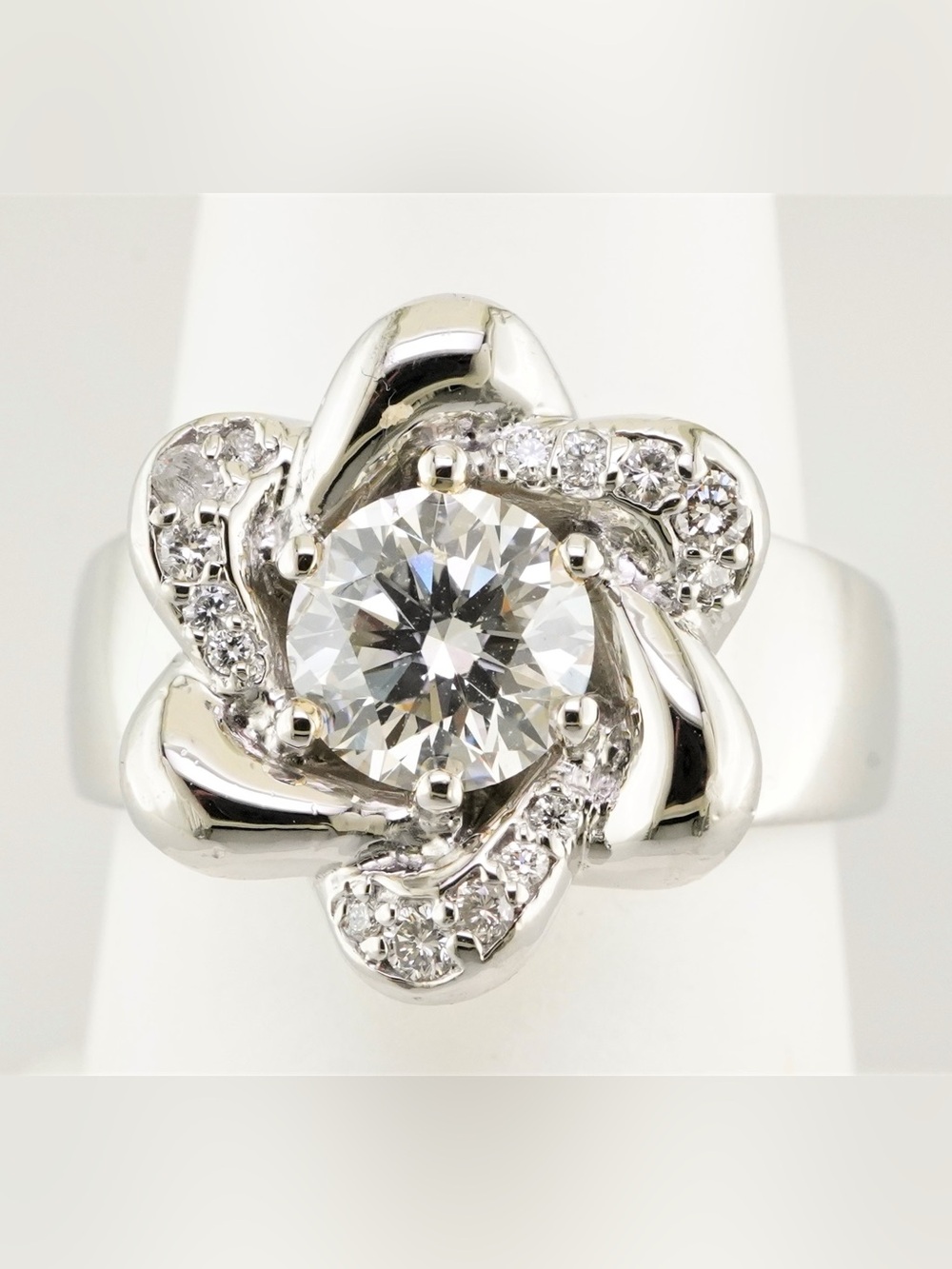 Heavy Platinum 900 AGS certified 1.29ct natural diamond ring